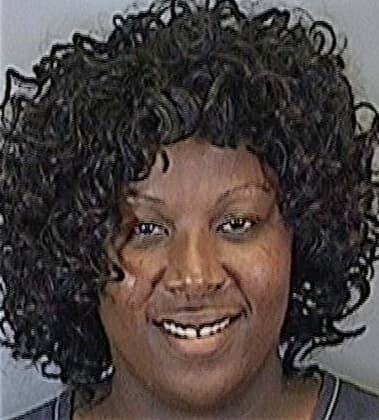 Shavondra Davis, - Manatee County, FL 