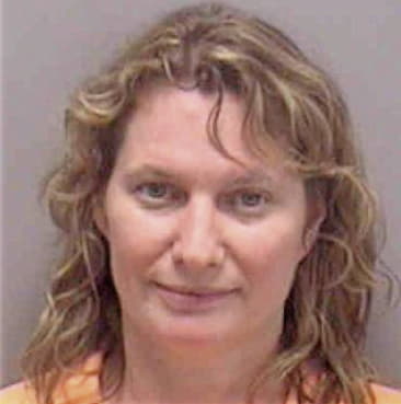 Tiffeny Moore, - Lee County, FL 