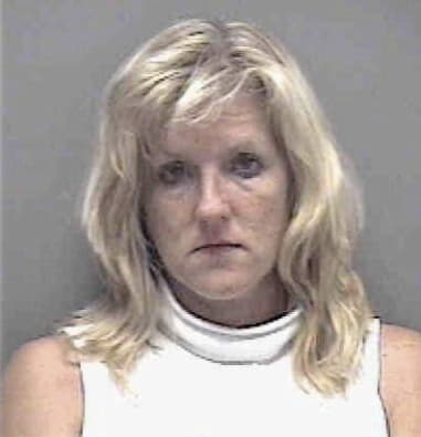 Tracie Hopper, - Lee County, FL 